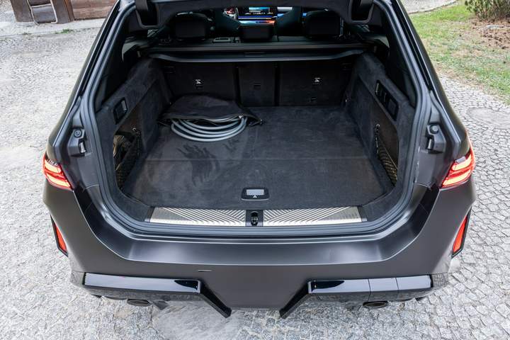 BMW M5 VII (G90) 2025 — zdjęcie 39