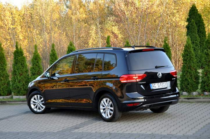 Volkswagen Touran II 2017 — zdjęcie 13