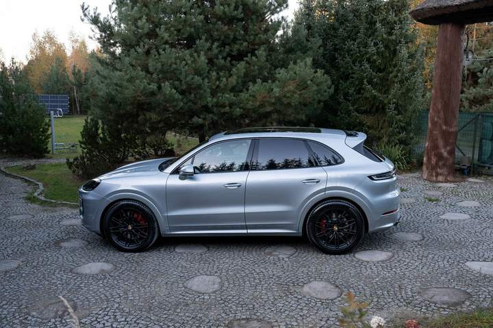 Porsche Cayenne III facelifting 2024 — zdjęcie 7