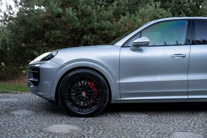 Porsche Cayenne III facelifting 2024 — zdjęcie 8