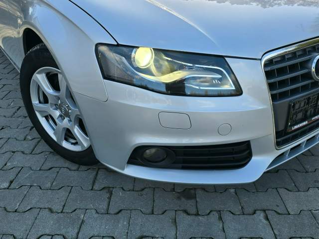 Audi A4 IV (B8) 2010 — zdjęcie 9