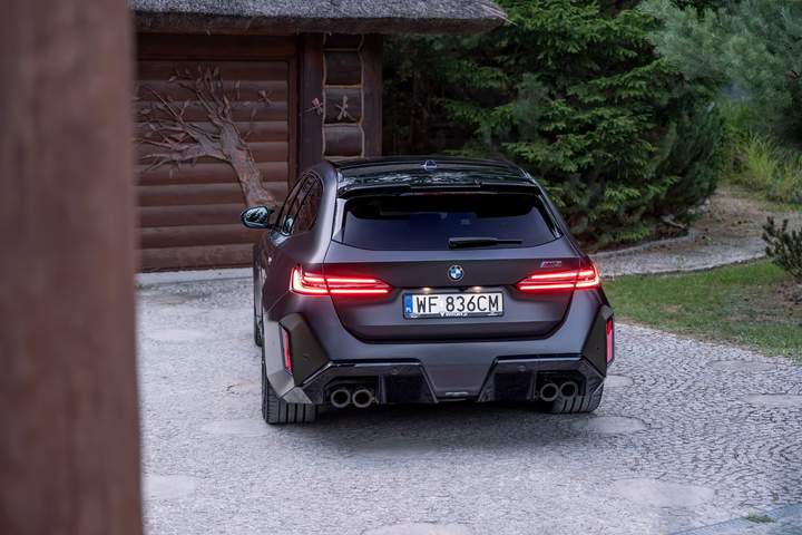 BMW M5 VII (G90) 2025 — zdjęcie 15