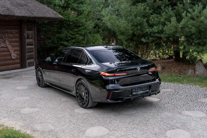BMW 7 serii VII (G70) 2025 — zdjęcie 20