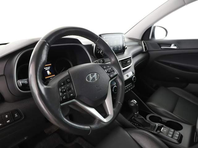 Hyundai Tucson III 2018 — zdjęcie 14