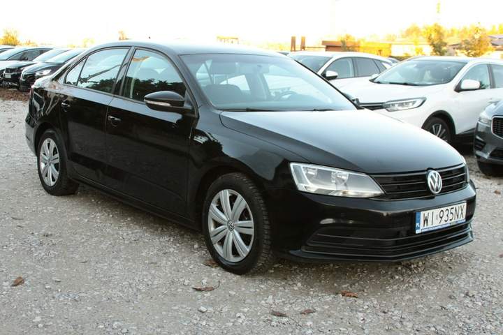 Volkswagen Jetta VI facelifting 2017 — zdjęcie 2