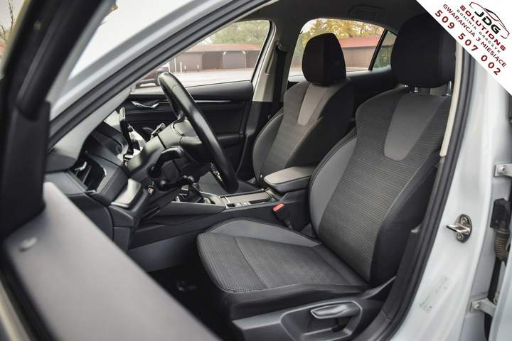 Skoda Octavia III (A7) facelifting 2020 — zdjęcie 11