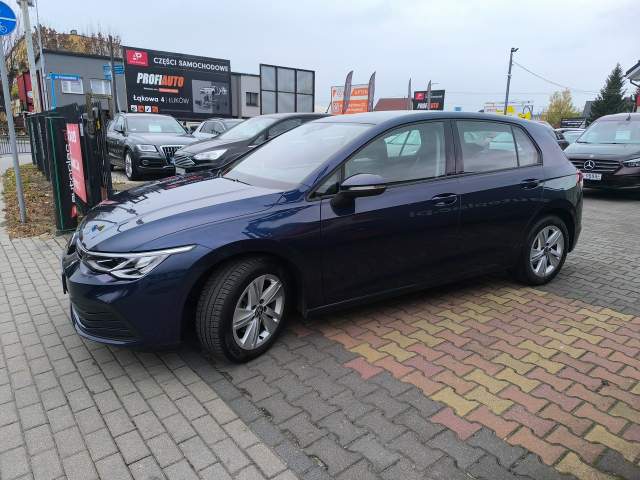 Volkswagen Golf VIII 2022 — zdjęcie 9