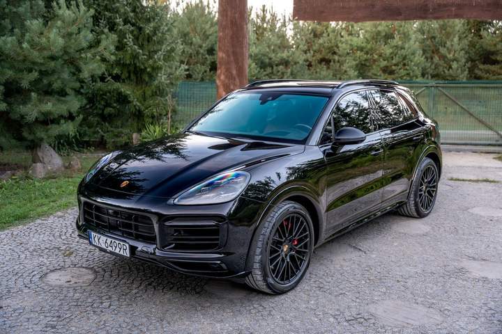 Porsche Cayenne III 2022 — zdjęcie 12
