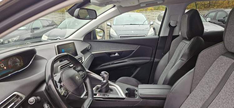 Peugeot 3008 II 2018 — zdjęcie 21