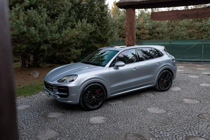 Porsche Cayenne III facelifting 2024 — zdjęcie 21