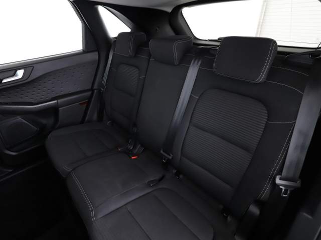Ford Kuga III 2020 — zdjęcie 17