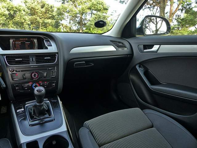 Audi A4 IV (B8) 2008 — zdjęcie 38