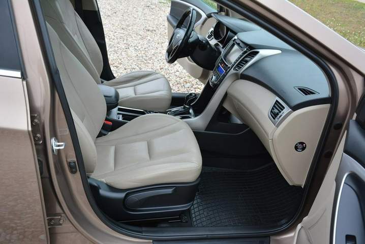 Hyundai i30 II 2013 — zdjęcie 11