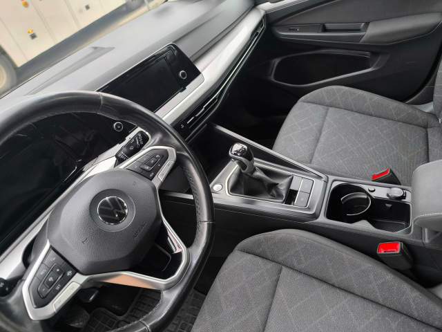 Volkswagen Golf VIII 2022 — zdjęcie 15