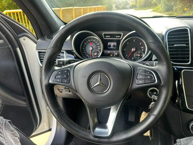 Mercedes-Benz GLE I (W166) 2015 — zdjęcie 17