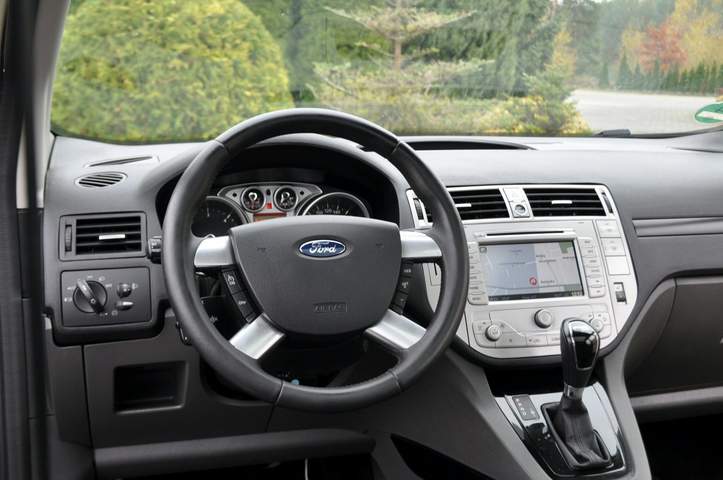 Ford Kuga I 2011 — zdjęcie 29