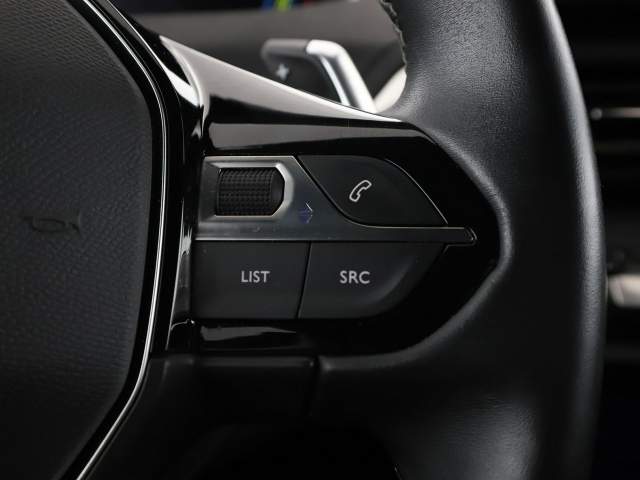 Peugeot 3008 II facelifting 2023 — zdjęcie 33
