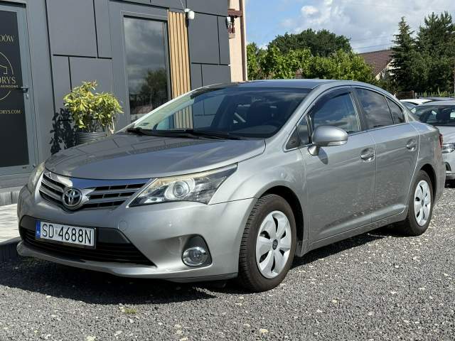 Toyota Avensis III facelifting 2013 — zdjęcie 5