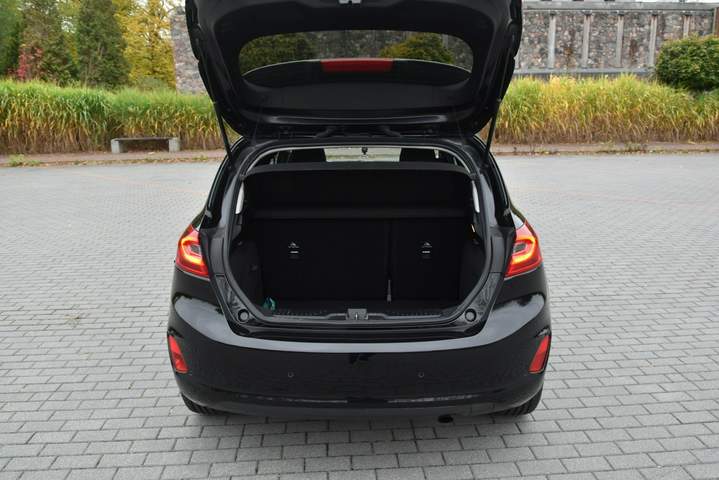 Ford Fiesta Mk6 facelifting 2017 — zdjęcie 32