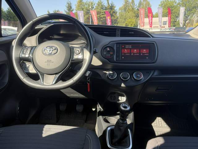 Toyota Yaris III facelifting 2 2020 — zdjęcie 11
