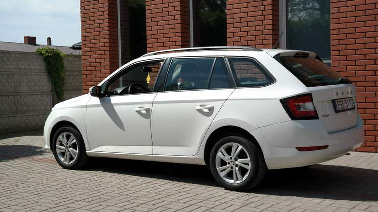 Skoda Fabia III facelifting 2021 — zdjęcie 25