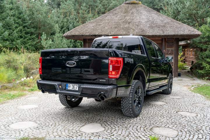 Ford F-150 XIV 2022 — zdjęcie 13