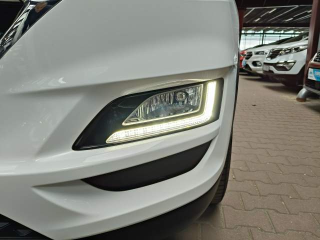 Hyundai Tucson III facelifting 2019 — zdjęcie 8