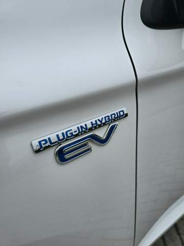 Mitsubishi Outlander III facelifting 2014 — zdjęcie 8