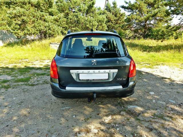 Peugeot 308 I 2010 — zdjęcie 10
