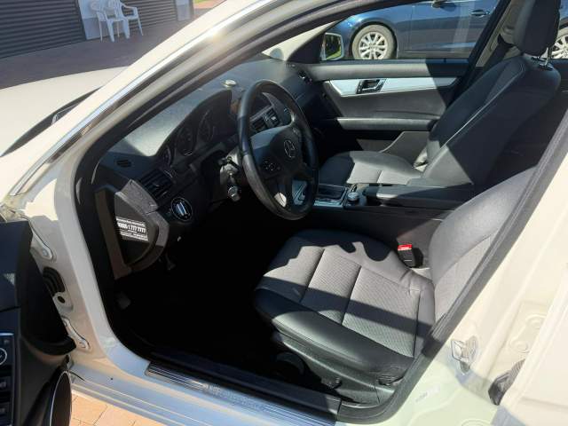 Mercedes-Benz C-Klasa III (W204) 2009 — zdjęcie 9