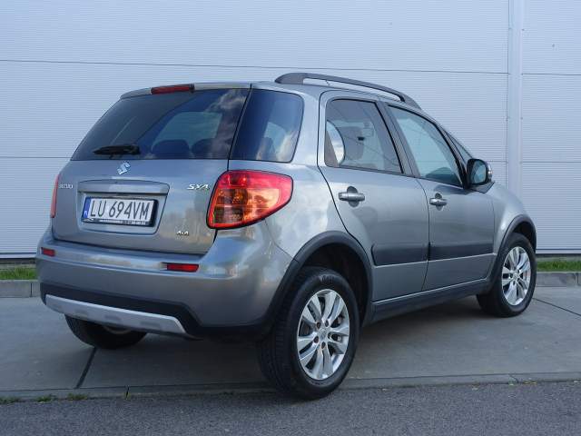 Suzuki SX4 I (Classic) facelifting 2012 — zdjęcie 8