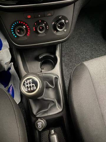 Fiat Punto III Punto 2016 — zdjęcie 26