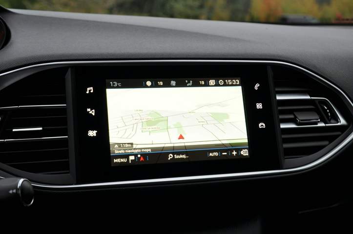 Peugeot 308 II facelifting 2018 — zdjęcie 31