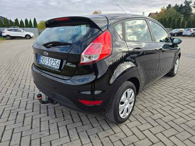 Ford Fiesta Mk6 facelifting 2015 — zdjęcie 9