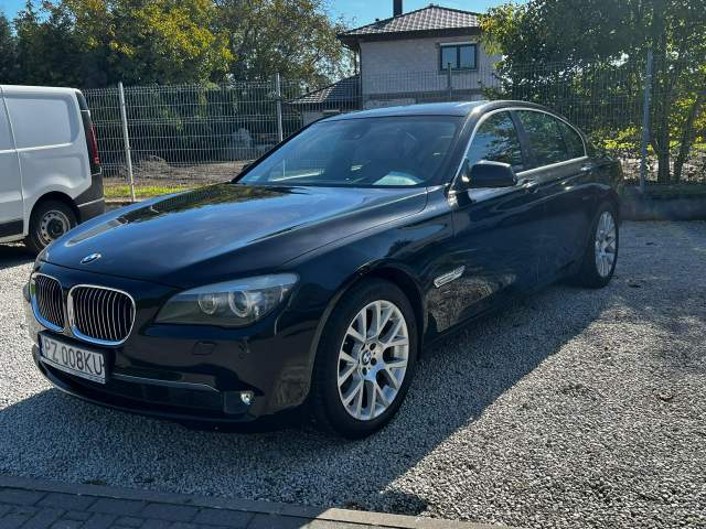 BMW 7 serii V (F01/F02/F04) 2011 — zdjęcie 1