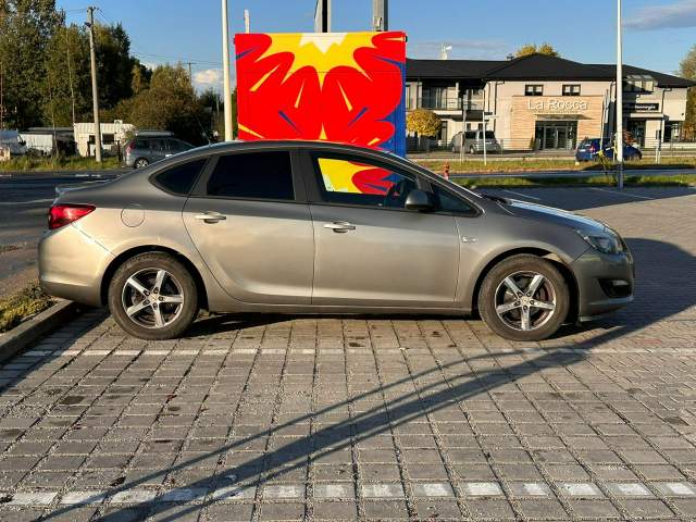 Opel Astra J facelifting 2016 — zdjęcie 20