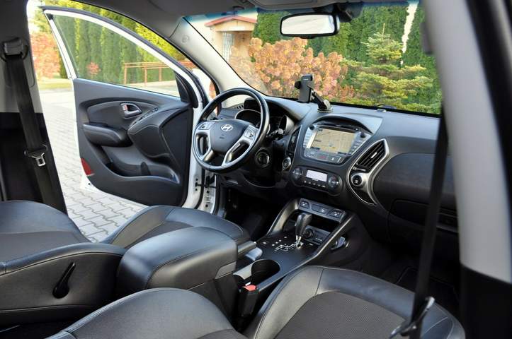 Hyundai ix35 I facelifting 2014 — zdjęcie 25