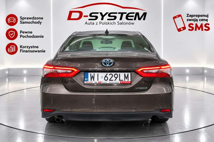 Toyota Camry VIII (XV70) 2021 — zdjęcie 13
