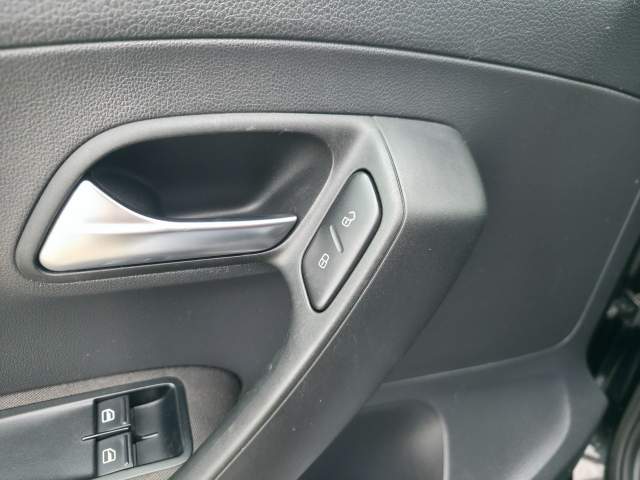 Volkswagen Polo V 2011 — zdjęcie 24