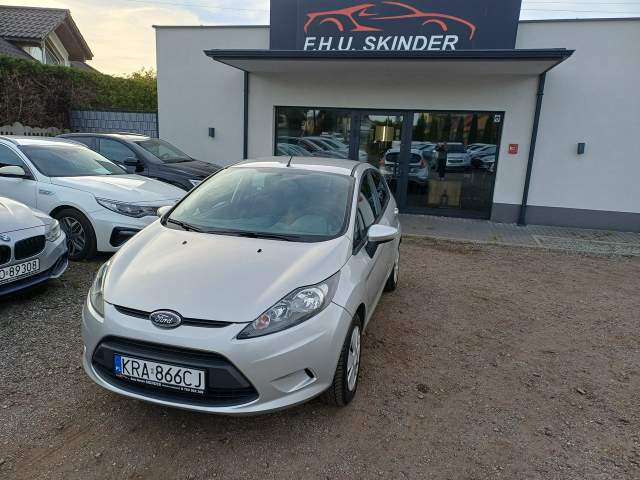 Ford Fiesta Mk6 facelifting 2014 — zdjęcie 3