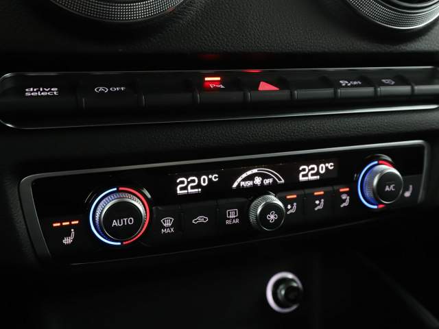 Audi A3 III (8V) facelifting 2018 — zdjęcie 28