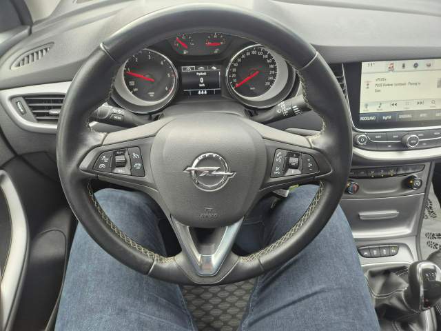 Opel Astra K 2019 — zdjęcie 19
