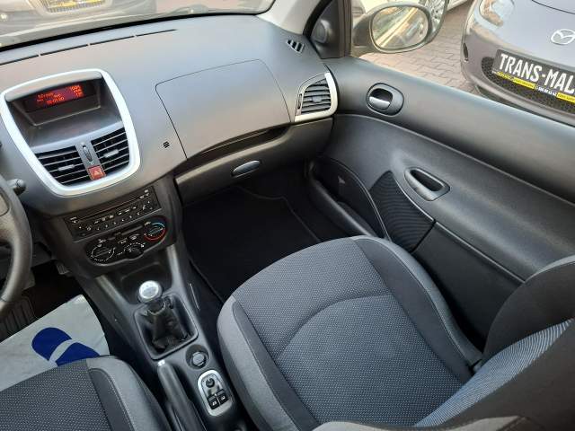 Peugeot 206 2009 — zdjęcie 20