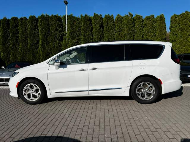 Chrysler Pacifica RU facelifting 2022 — zdjęcie 2