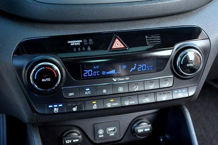 Hyundai Tucson III 2017 — zdjęcie 29