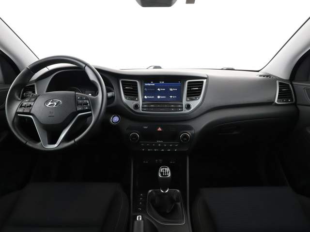 Hyundai Tucson III 2016 — zdjęcie 15