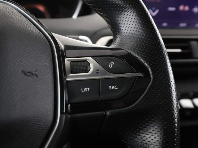 Peugeot 5008 II 2018 — zdjęcie 32