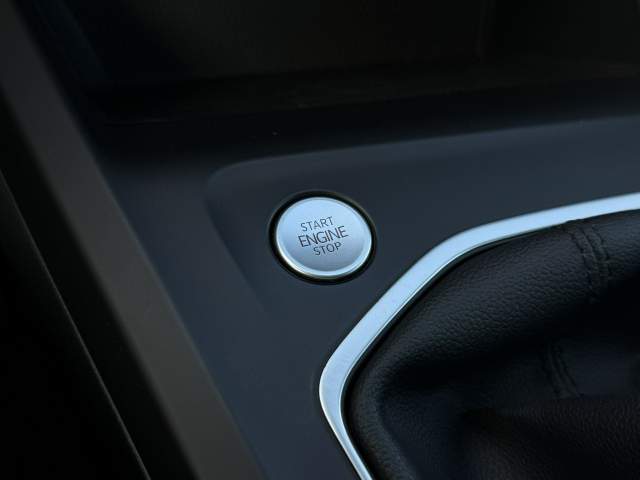 Volkswagen Golf VIII 2021 — zdjęcie 27