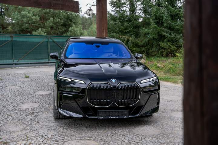 BMW 7 serii VII (G70) 2025 — zdjęcie 17