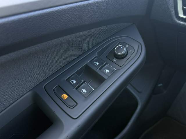 Volkswagen Golf VIII 2021 — zdjęcie 31